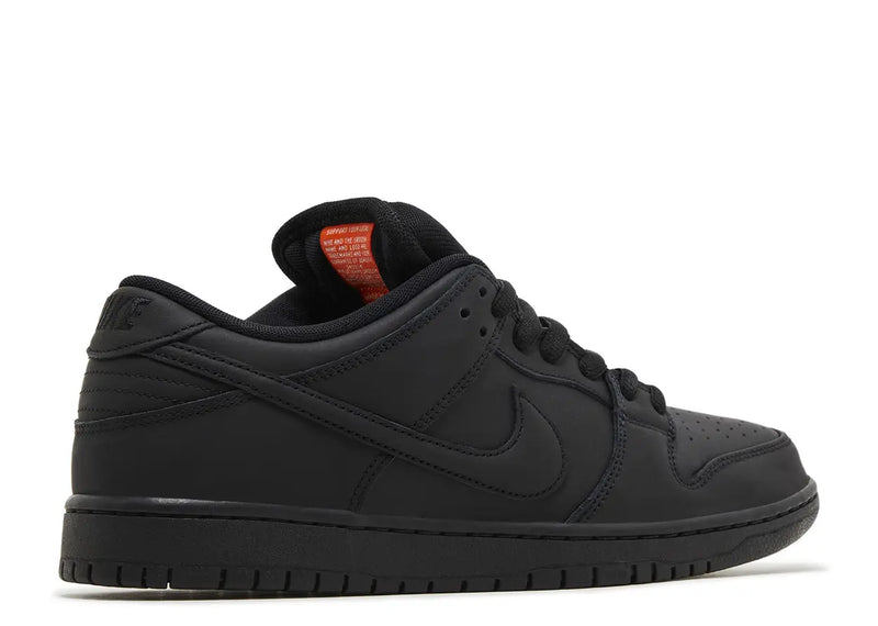Nike SB Dunk Low Pro Triple Black